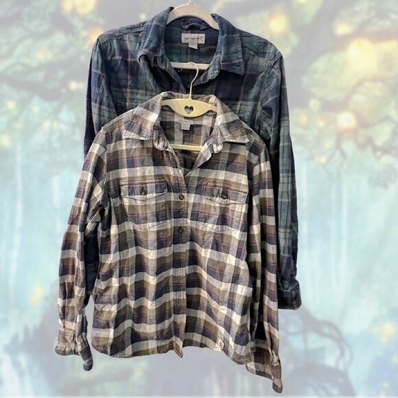 Carhartt Women’s Plaid Flannels (Bundle of 2) | Blue & Grey | Size 8/10 - Picture 2 of 4